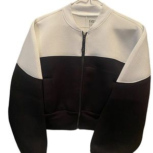 Women’s Size L Sports Illustrated Black White Cropped Track Jacket Quilted Scuba